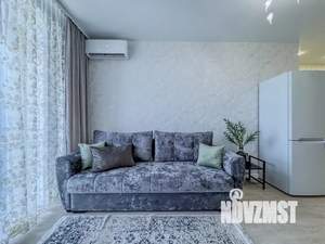 1-к квартира, посуточно, 37м2, 9/18 этаж