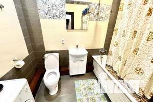 1-к квартира, посуточно, 40м2, 2/92 этаж