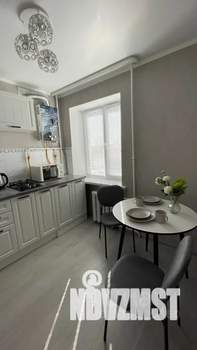 1-к квартира, посуточно, 32м2, 4/5 этаж