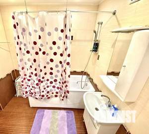 2-к квартира, посуточно, 72м2, 1/1 этаж