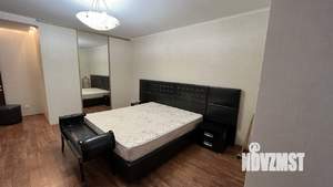 4-к квартира, на длительный срок, 180м2, 2/5 этаж