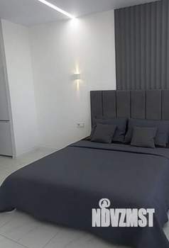 Студия квартира, посуточно, 37м2, 16/17 этаж