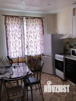 1-к квартира, посуточно, 42м2, 7/9 этаж