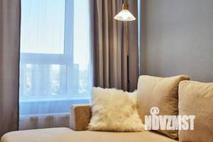 1-к квартира, посуточно, 38м2, 21/21 этаж