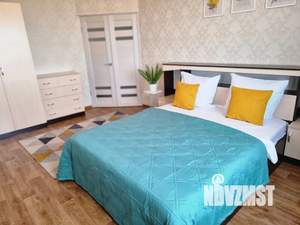 1-к квартира, посуточно, 40м2, 10/17 этаж