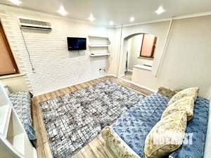 1-к квартира, посуточно, 40м2, 1/9 этаж