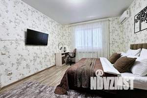 1-к квартира, посуточно, 35м2, 3/23 этаж