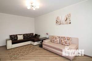 1-к квартира, посуточно, 65м2, 1/1 этаж