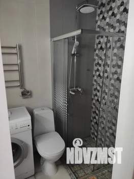 Студия квартира, посуточно, 30м2, 1/5 этаж