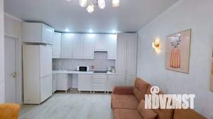 1-к квартира, посуточно, 40м2, 13/23 этаж