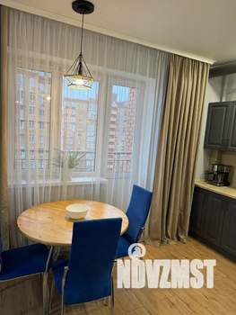 Студия квартира, посуточно, 36м2, 13/16 этаж