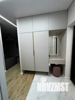 2-к квартира, посуточно, 38м2, 11/25 этаж