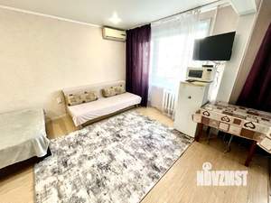 Студия квартира, посуточно, 40м2, 4/5 этаж