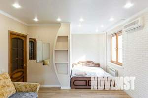 1-к квартира, посуточно, 45м2, 1/9 этаж