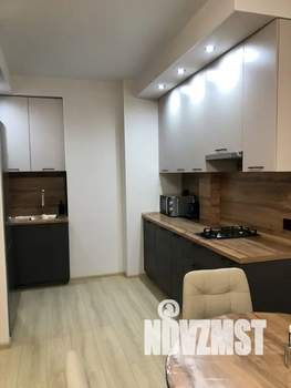 1-к квартира, посуточно, 43м2, 1/1 этаж