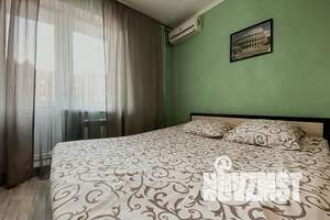 1-к квартира, посуточно, 42м2, 13/16 этаж