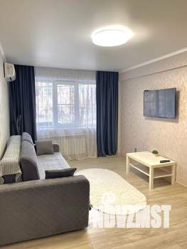 2-к квартира, посуточно, 45м2, 1/5 этаж