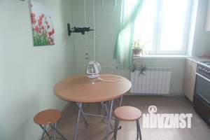 1-к квартира, посуточно, 63м2, 1/1 этаж