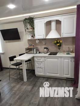 Студия квартира, посуточно, 29м2, 1/5 этаж