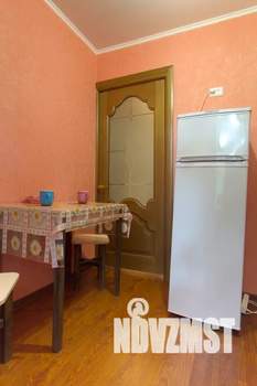 1-к квартира, посуточно, 30м2, 2/5 этаж