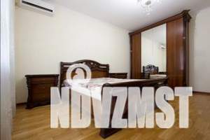 4-к квартира, посуточно, 150м2, 1/12 этаж