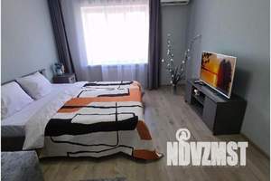 1-к квартира, посуточно, 38м2, 10/17 этаж