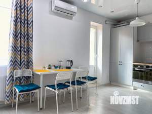 1-к квартира, посуточно, 37м2, 1/1 этаж