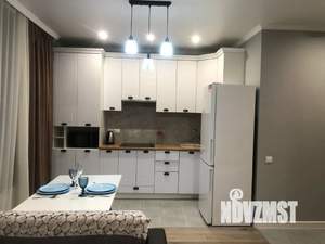 Студия квартира, посуточно, 35м2, 15/19 этаж