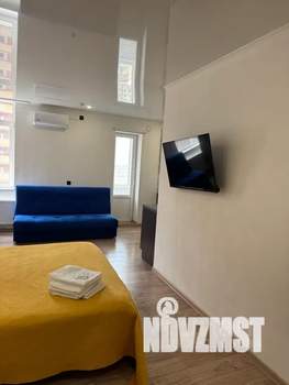 Студия квартира, посуточно, 30м2, 13/18 этаж