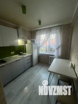 1-к квартира, посуточно, 38м2, 4/5 этаж