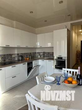 Студия квартира, посуточно, 41м2, 4/17 этаж