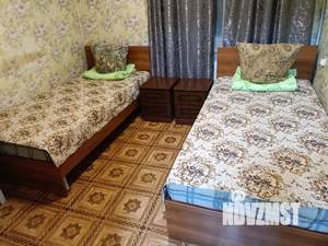 2-к квартира, посуточно, 45м2, 1/5 этаж