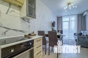 2-к квартира, посуточно, 37м2, 9/18 этаж