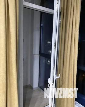 Студия квартира, посуточно, 35м2, 21/21 этаж