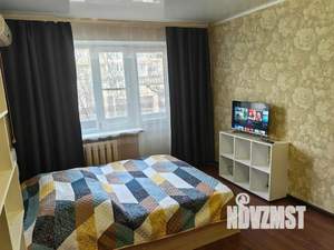 1-к квартира, посуточно, 34м2, 4/5 этаж