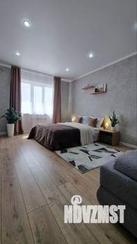 1-к квартира, посуточно, 35м2, 13/16 этаж