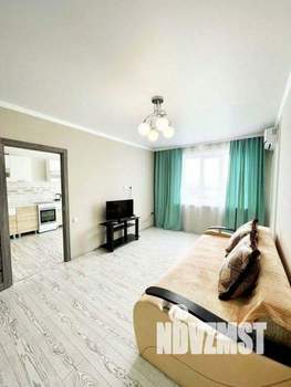 1-к квартира, посуточно, 45м2, 1/1 этаж