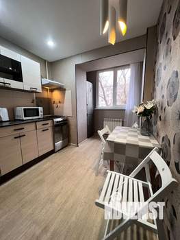 2-к квартира, посуточно, 50м2, 2/5 этаж