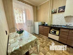 1-к квартира, посуточно, 45м2, 6/9 этаж