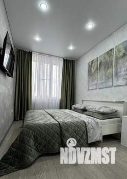 1-к квартира, посуточно, 37м2, 13/18 этаж