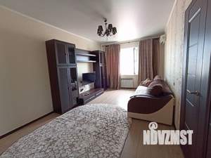 1-к квартира, посуточно, 53м2, 1/1 этаж