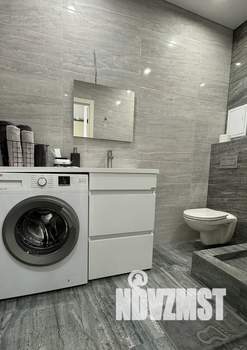 2-к квартира, посуточно, 37м2, 16/18 этаж