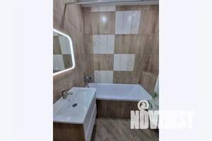 1-к квартира, посуточно, 35м2, 13/16 этаж