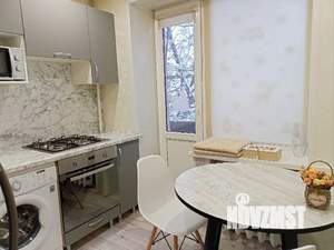 1-к квартира, посуточно, 33м2, 2/5 этаж