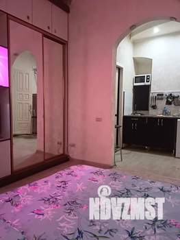 Студия квартира, посуточно, 32м2, 2/2 этаж