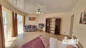 3-к квартира, посуточно, 120м2, 1/1 этаж