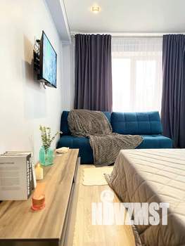 1-к квартира, посуточно, 42м2, 4/9 этаж