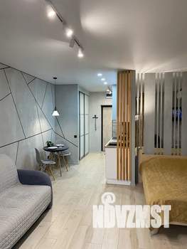 Студия квартира, посуточно, 35м2, 21/21 этаж