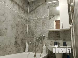 2-к квартира, посуточно, 42м2, 4/5 этаж