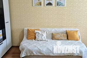 1-к квартира, посуточно, 40м2, 3/6 этаж